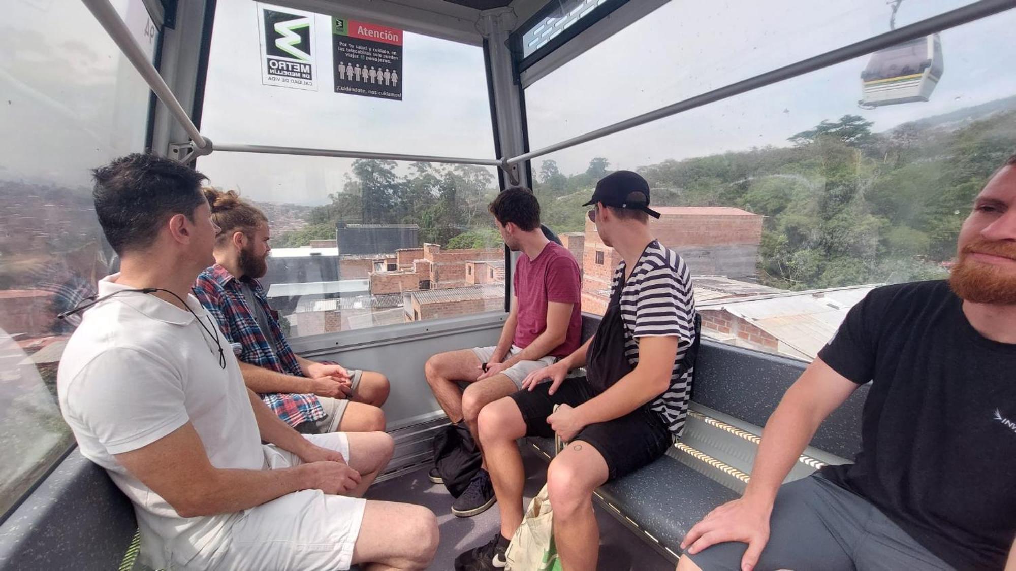 Hostel Metro Floresta Alojamiento Medellín Esterno foto